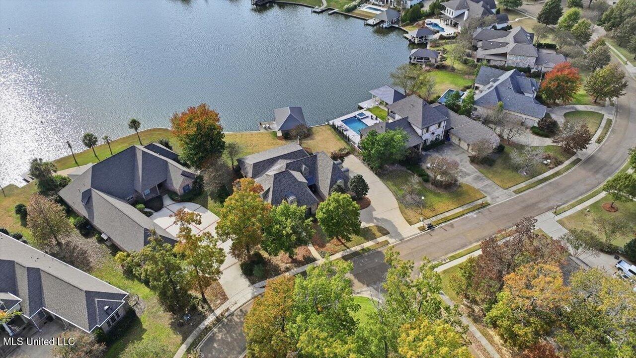 145 Cedar Woods Cove Madison, MS 39110 - Photo 79 of 113 079-145 Cedar Woods Cove _ Home Tours MS