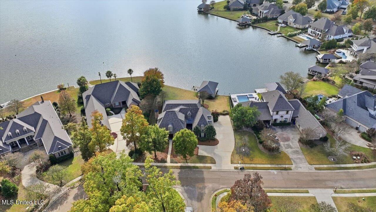 145 Cedar Woods Cove Madison, MS 39110 - Photo 80 of 113 080-145 Cedar Woods Cove _ Home Tours MS