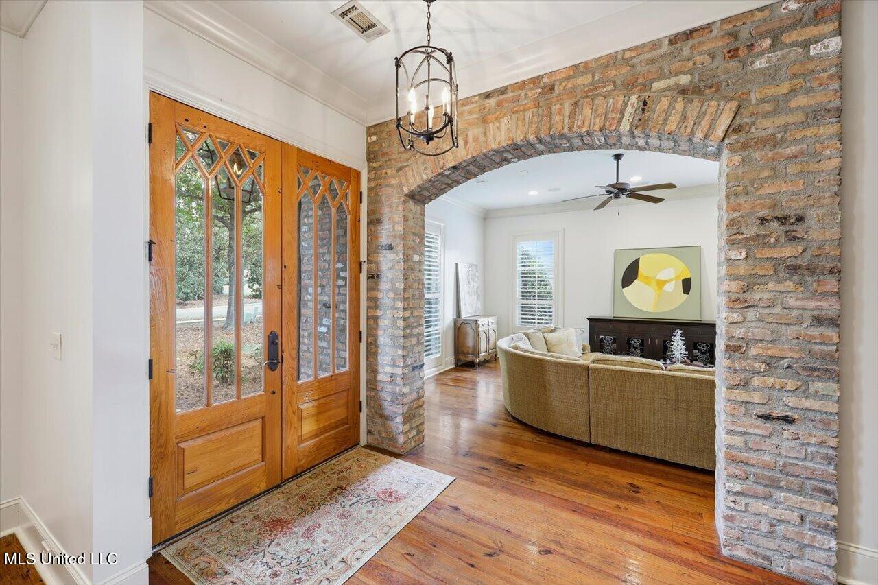 145 Cedar Woods Cove Madison, MS 39110 - Photo 8 of 113 008-145 Cedar Woods Cove _ Home Tours MS