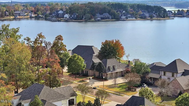 $1,200,000 | 145 Cedar Woods Cove, Madison, MS 39110