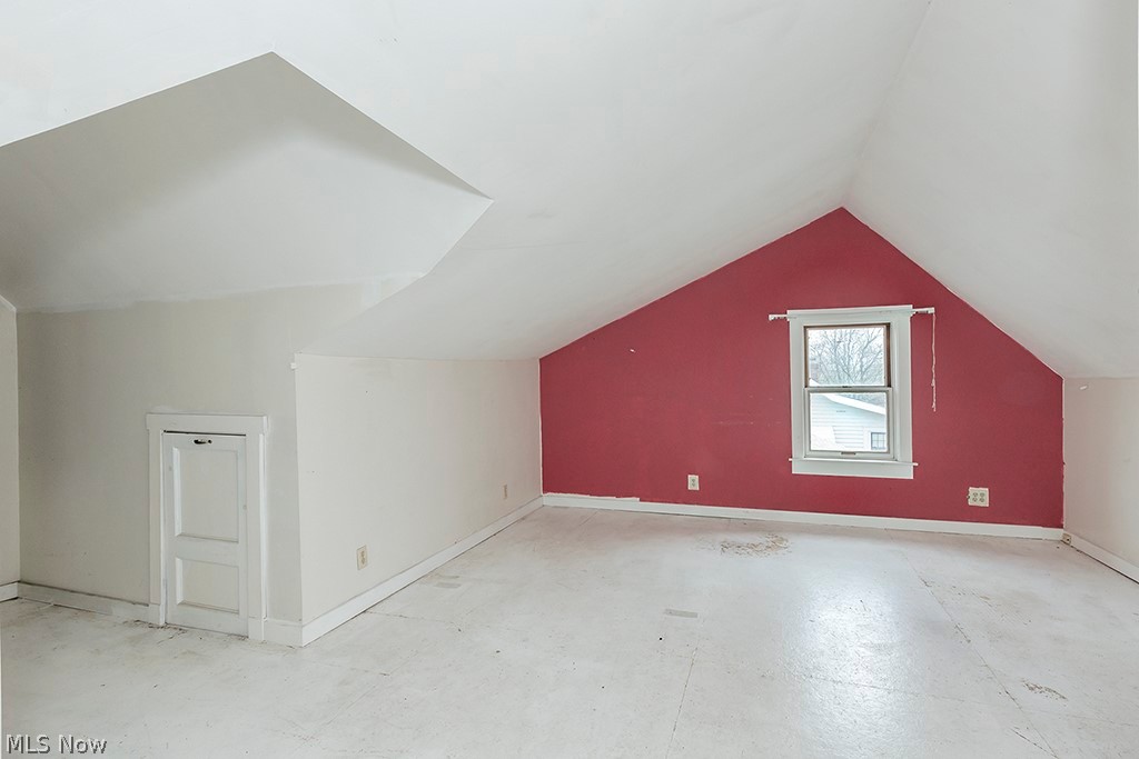 10412 Brighton Road Cleveland, OH 44108 - Photo 13 of 18 3rd Floor room