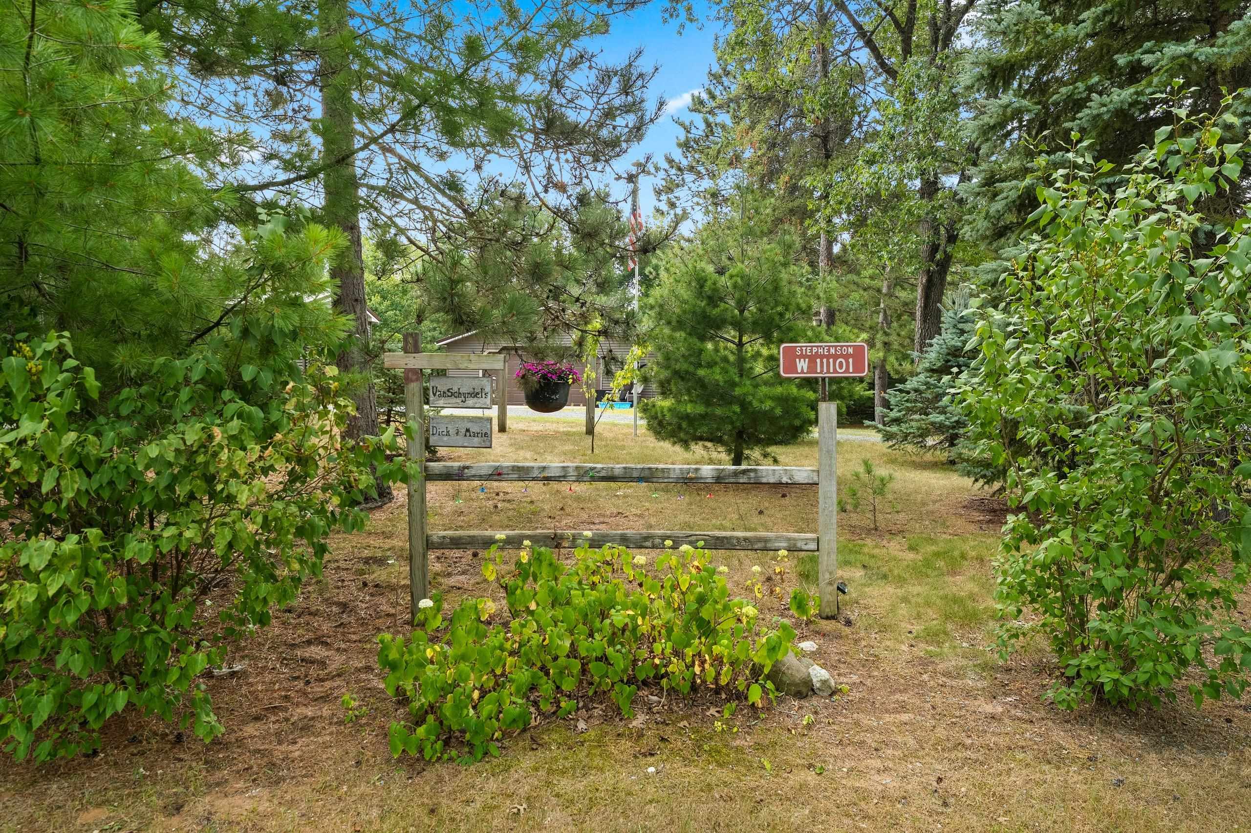 W11101 Sunset Valley Road Crivitz, WI 54114 - Photo 20 of 44 Gallery Image 20