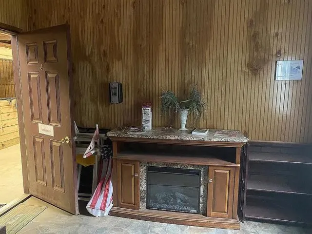 $895,000 | 62 Hungary Road, Granby, CT 06035