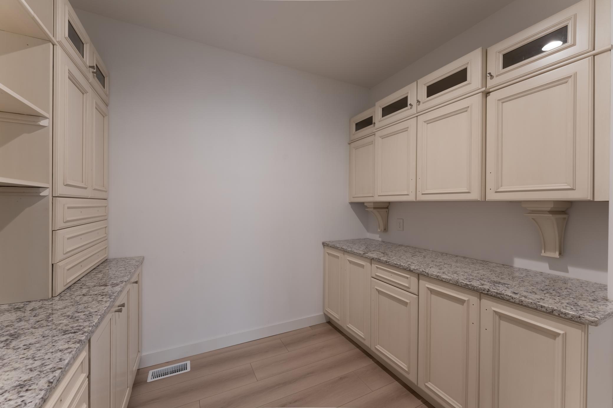 2116 65th Street East Inver Grove Heights, MN 55077 - Photo 13 of 37