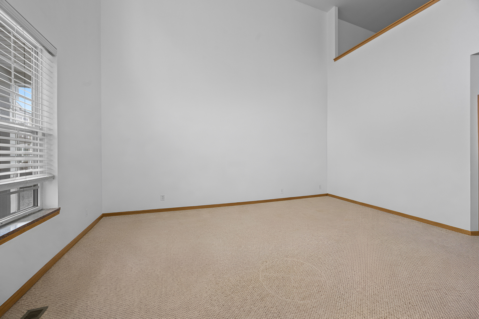 192 Brompton Lane, Unit B Sugar Grove, IL 60554 - Photo 2 of 24