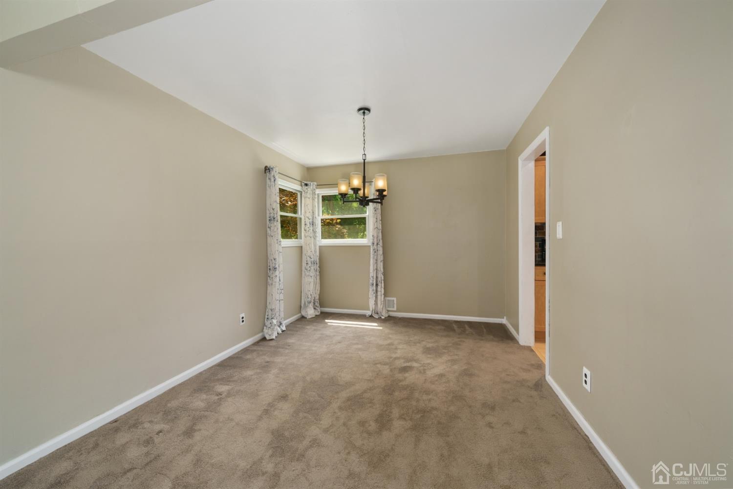 105 Overbrook Road Piscataway, NJ 08854 - Photo 14 of 25 Gallery Image 14