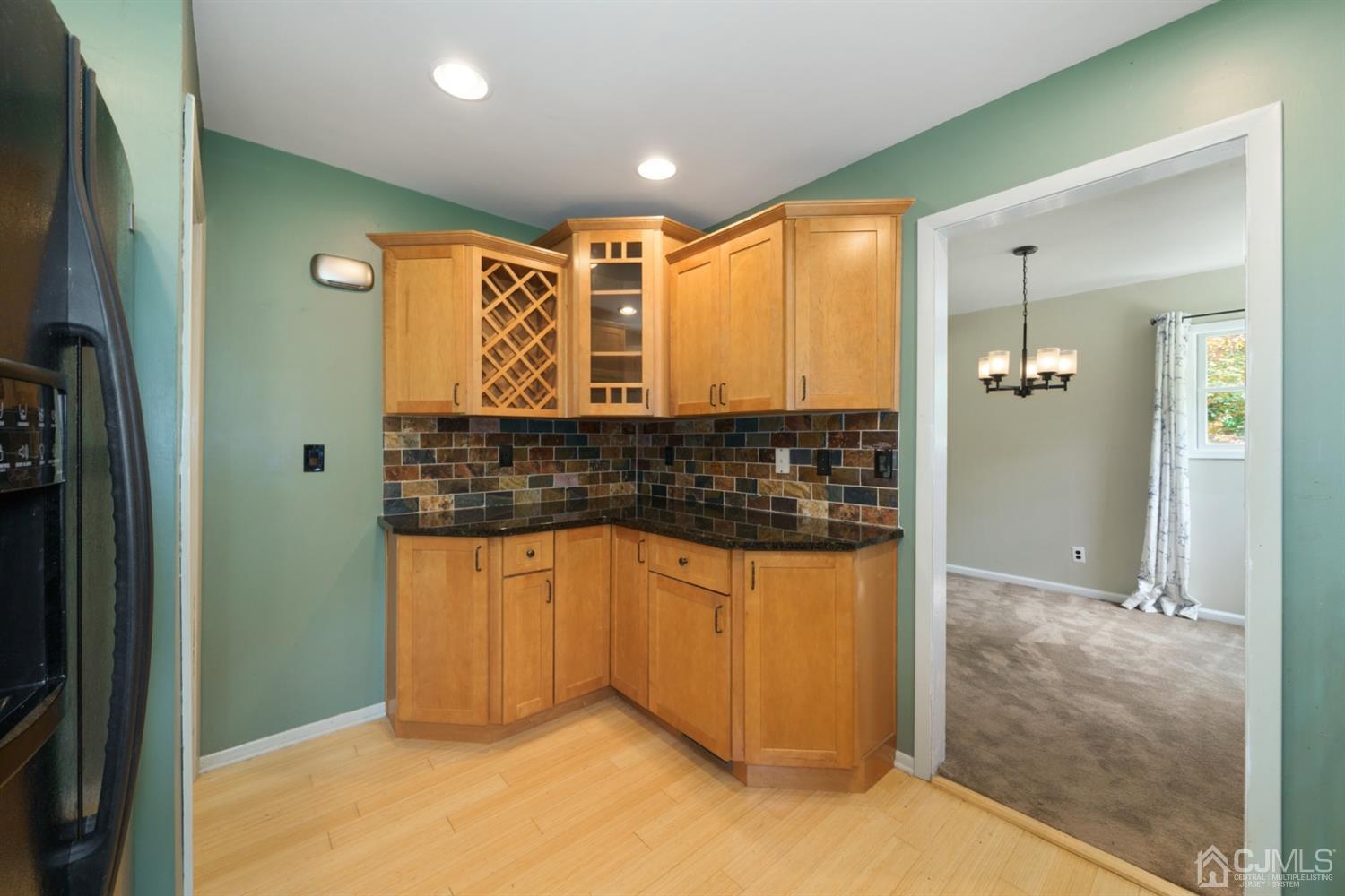 105 Overbrook Road Piscataway, NJ 08854 - Photo 7 of 25 Gallery Image 7