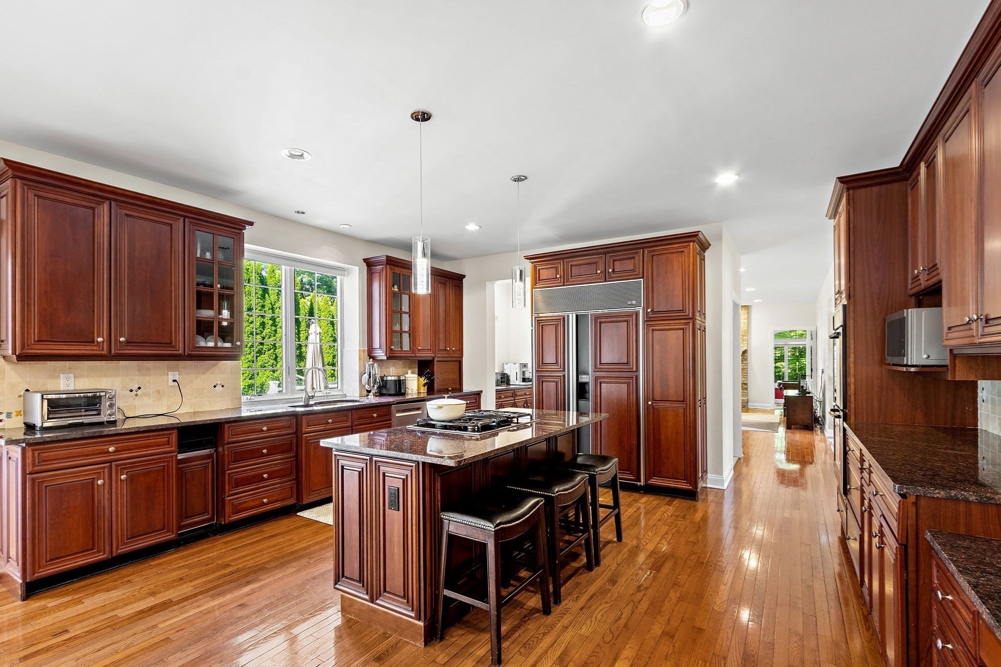7 Cherokee Road Canton, MA 02021 - Photo 10 of 37 Gallery Image 10