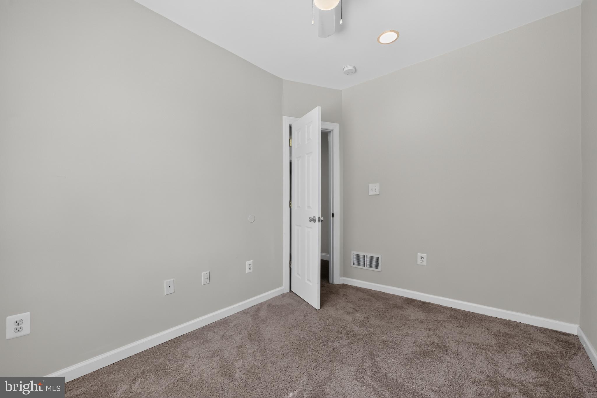 9 East Elbon Road Brookhaven, PA 19015 - Photo 23 of 30 Bedroom 3