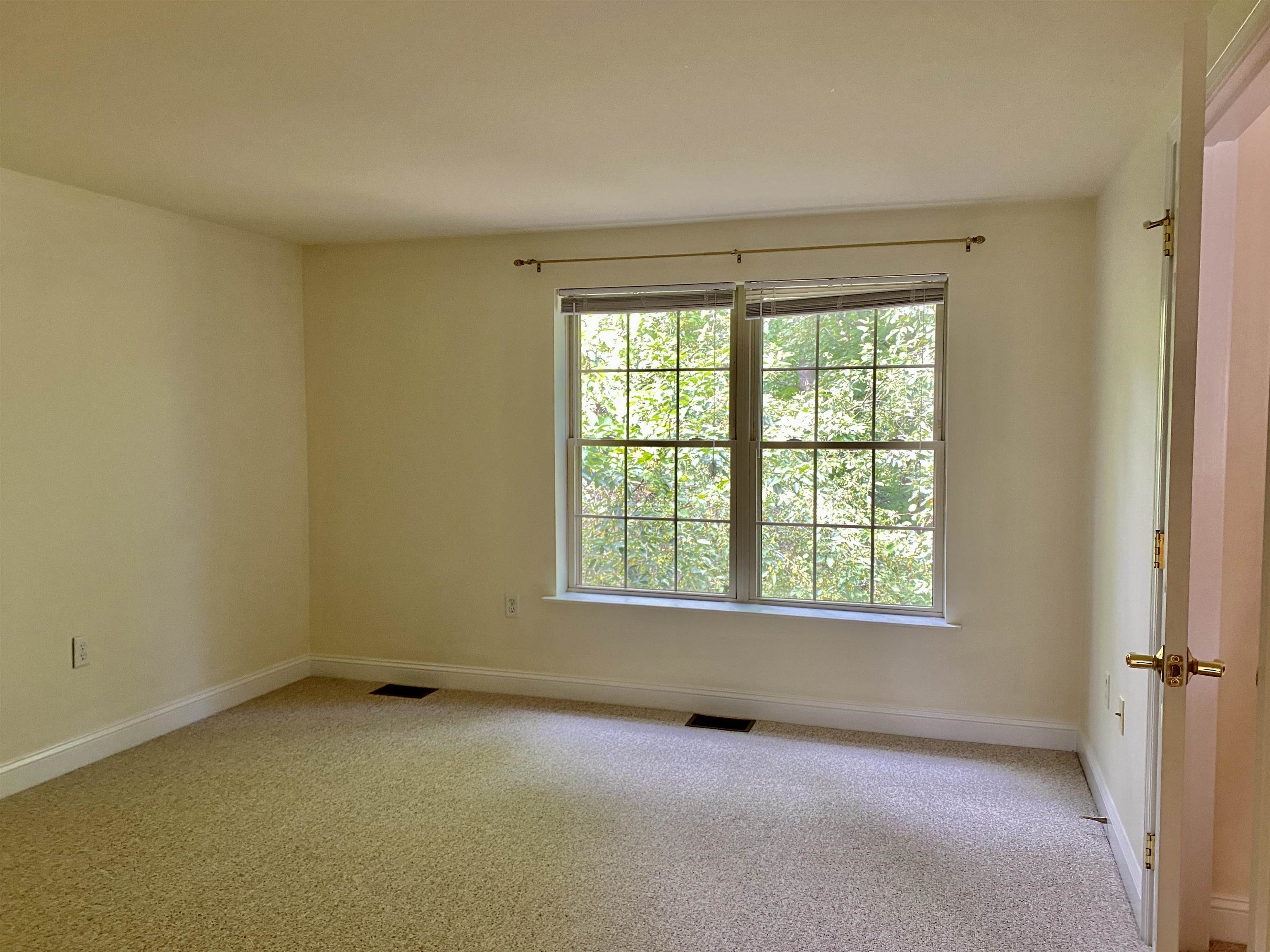 299 Mt Support Road, Unit 20 Lebanon, NH 03766 - Photo 11 of 15