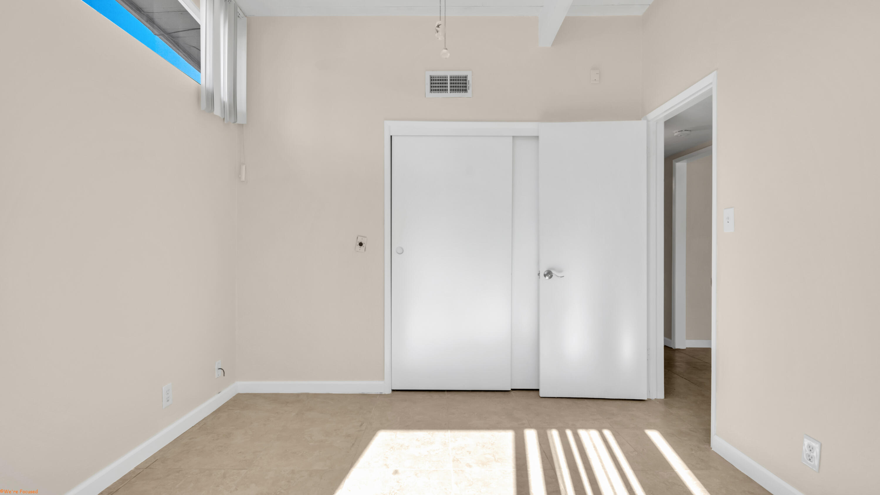 2272 North Starr Road Palm Springs, CA 92262 - Photo 11 of 38 a view of an empty room with closet and a window