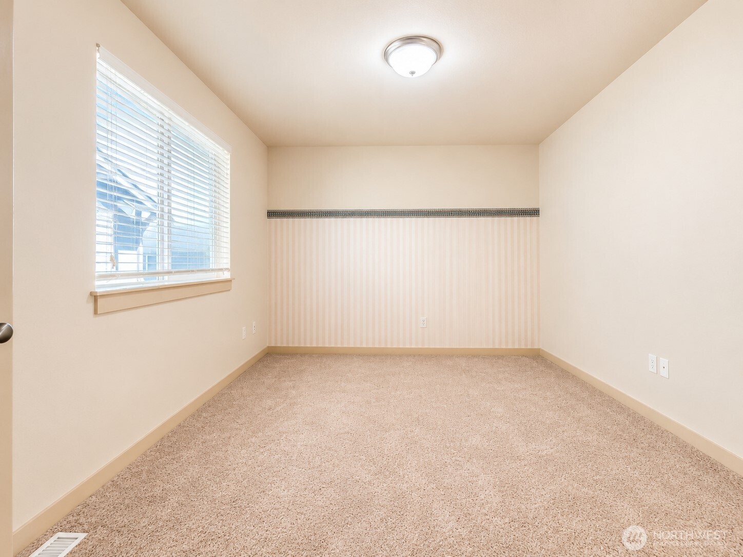 18626 37th Drive Southeast Bothell, WA 98012 - Photo 28 of 35