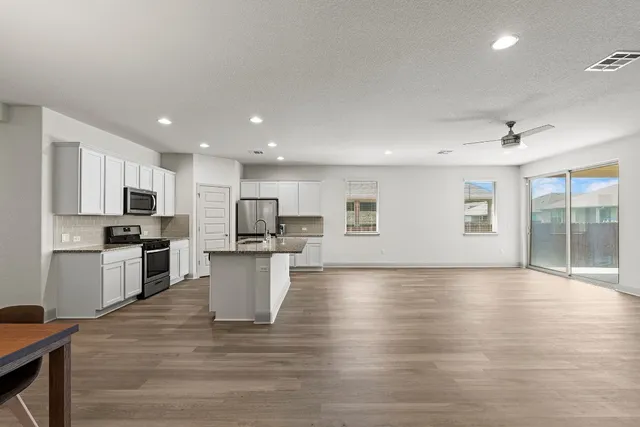 $2,400 | 16737 Marcello Drive, Pflugerville, TX 78660