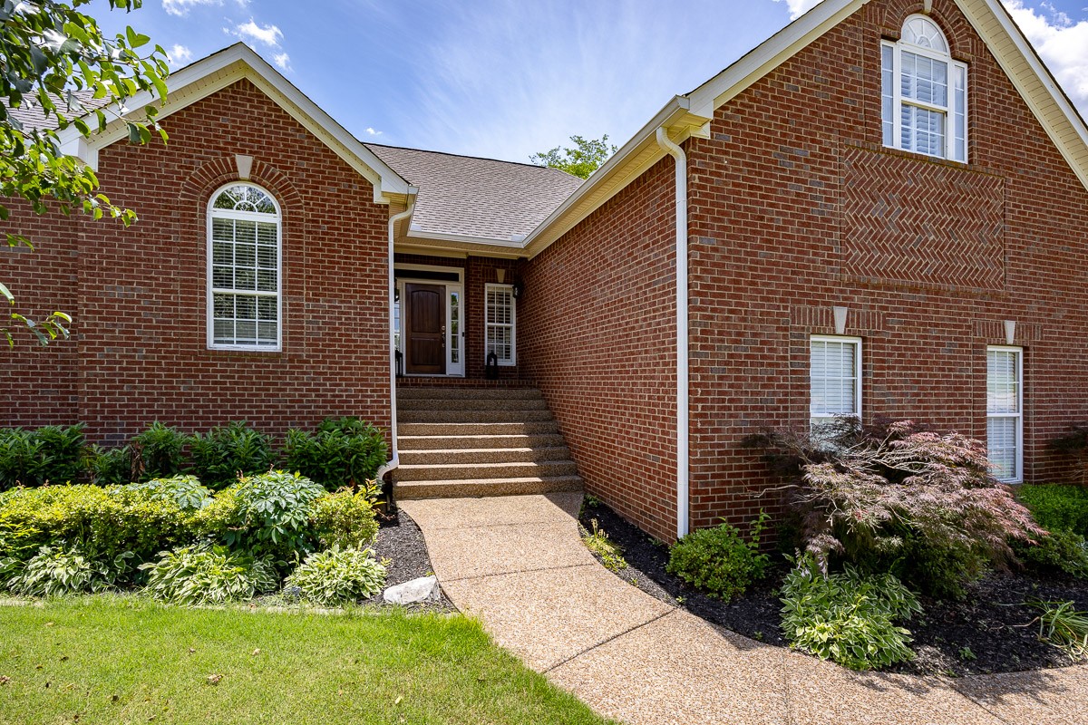 2907 Stewart Campbell Pointe