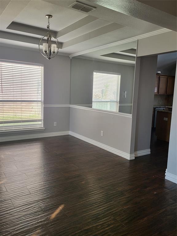 7711 Rochester Lane Arlington, TX 76002 - Photo 4 of 33