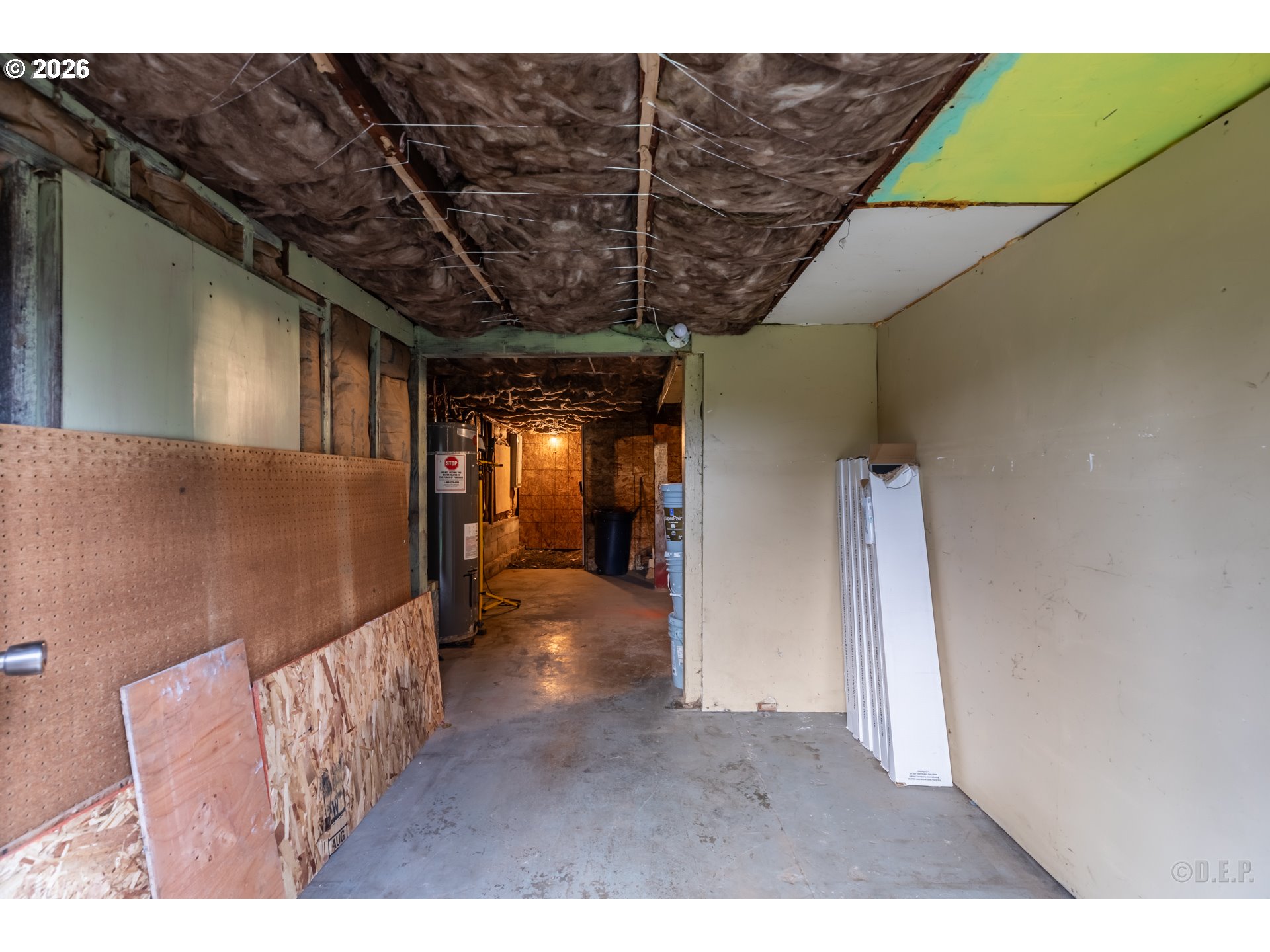 415 North 9th Street St. Helens, OR 97051 - Photo 14 of 21 a view of an empty room