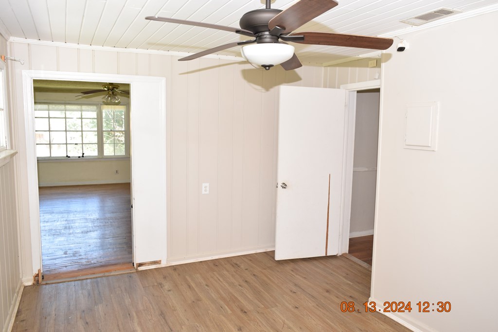 511 Chafin Drive Manchester, GA 31816 - Photo 4 of 16 a view of an entryway