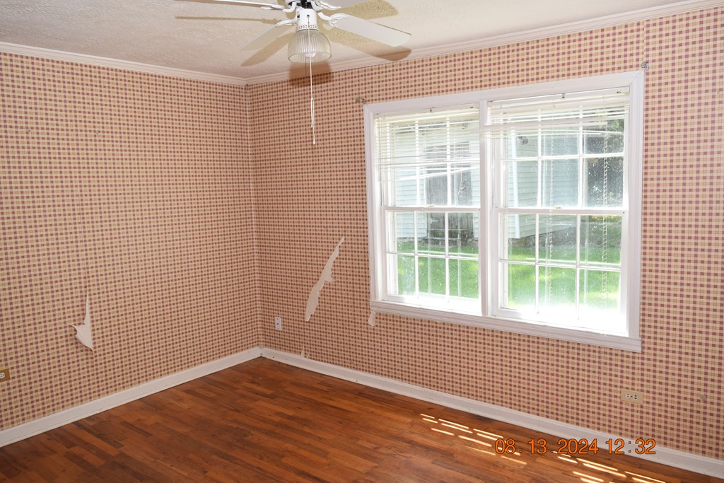 511 Chafin Drive Manchester, GA 31816 - Photo 9 of 16 a view of an empty room with a window