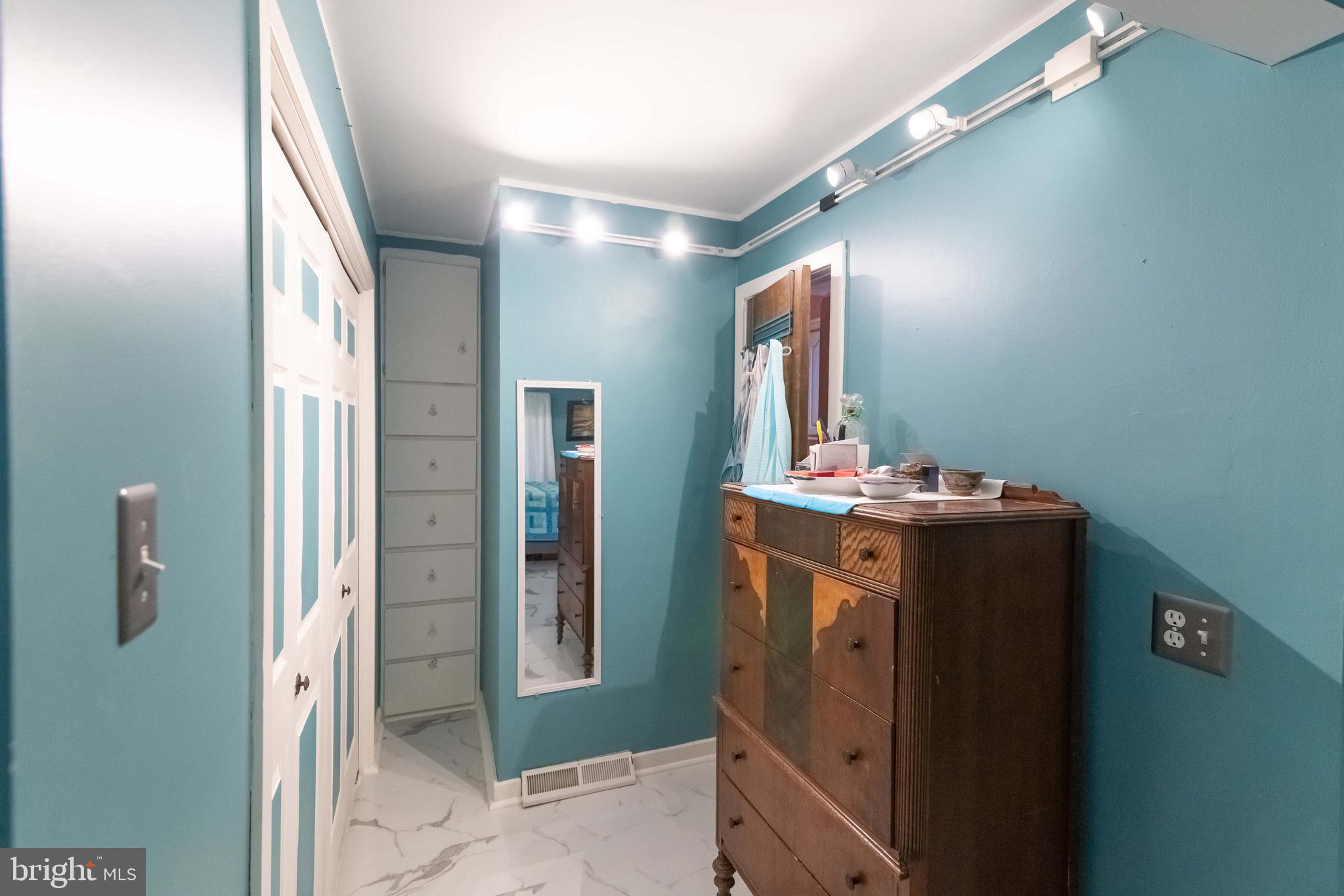 257 Brick Mill Road Christiana, PA 17509 - Photo 54 of 95 dressing area with built ins