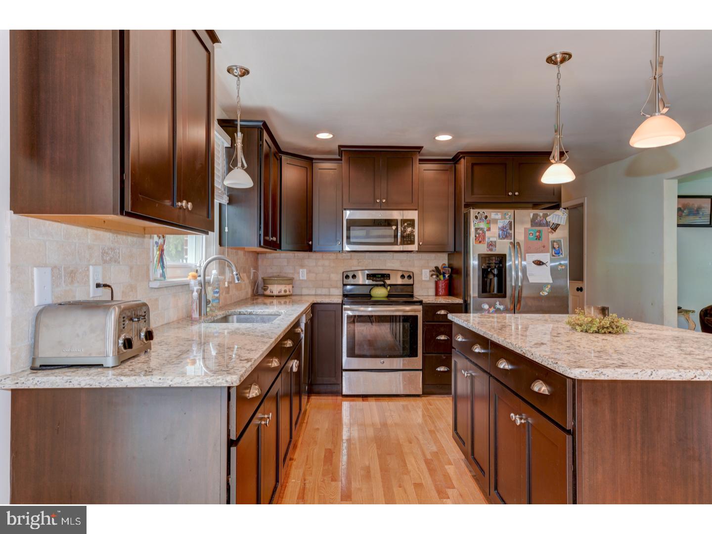 812 Temple Road Pottstown, PA 19465 - Photo 4 of 20 Gallery Image 4