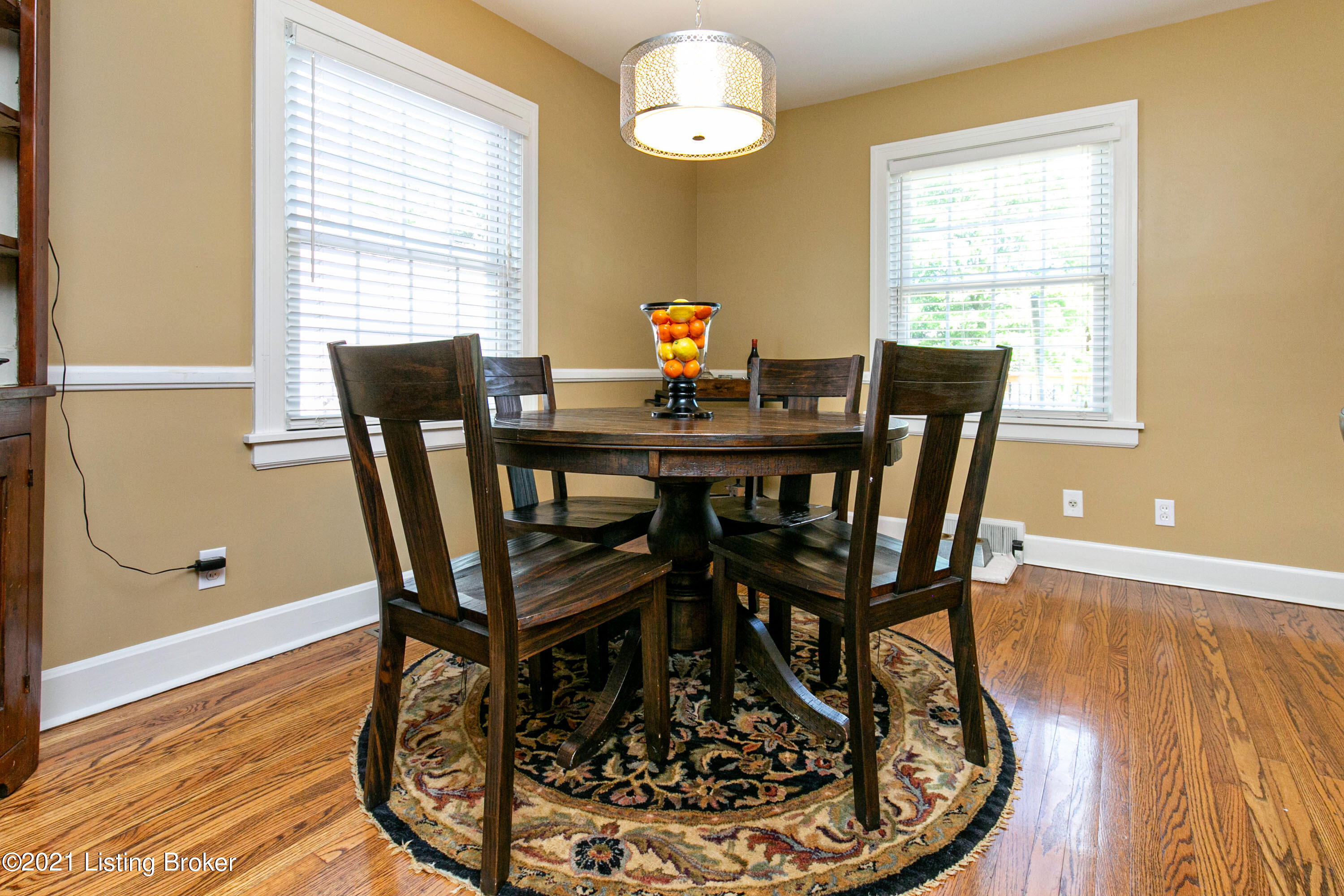 209 Sage Road Louisville, KY 40207 - Photo 9 of 34 _REP4923