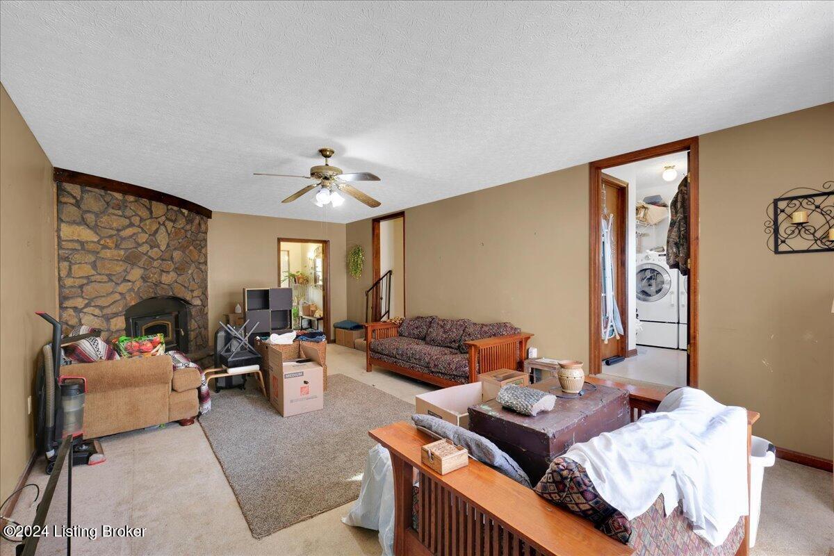 07-3957 Deckard School Rd