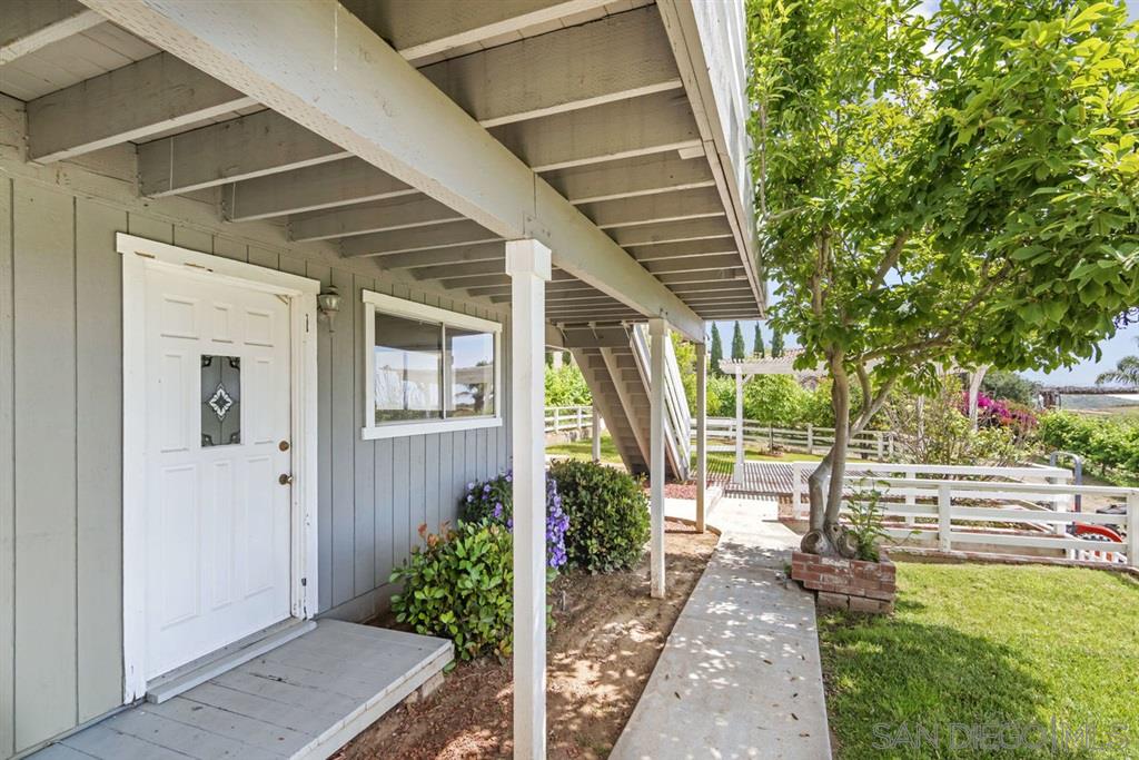 4559 Sleeping Indian Road Fallbrook, CA 92028 - Photo 6 of 25
