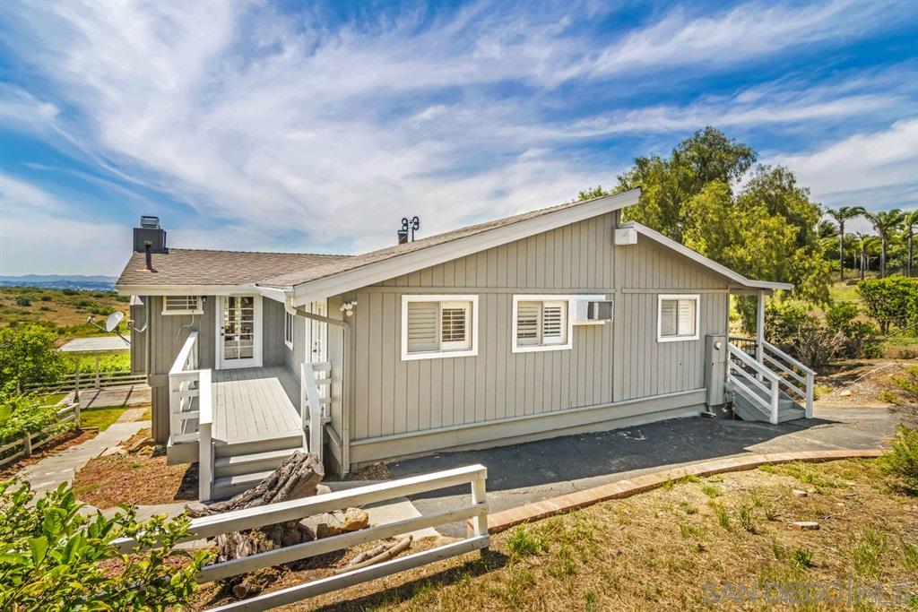 4559 Sleeping Indian Road Fallbrook, CA 92028 - Photo 8 of 25