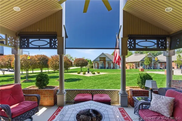 $519,900 | 102 Victoria Drive, Jeffersonville, IN 47130