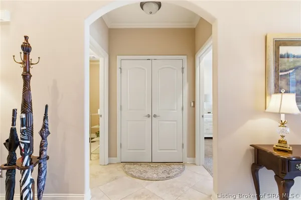 $519,900 | 102 Victoria Drive, Jeffersonville, IN 47130