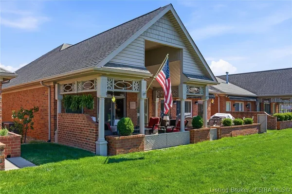 $519,900 | 102 Victoria Drive, Jeffersonville, IN 47130
