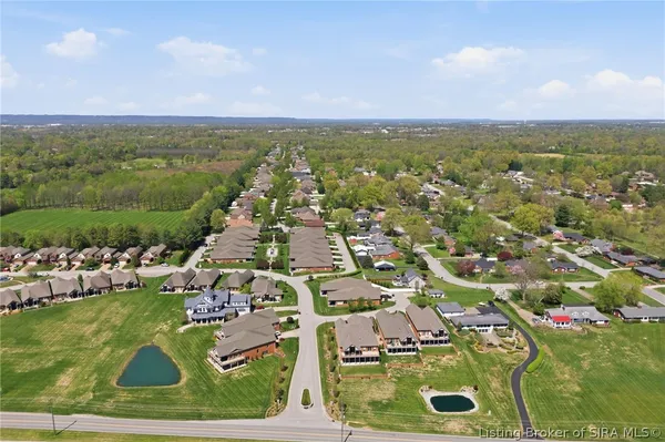 $519,900 | 102 Victoria Drive, Jeffersonville, IN 47130