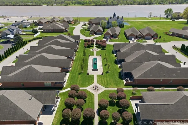 $519,900 | 102 Victoria Drive, Jeffersonville, IN 47130