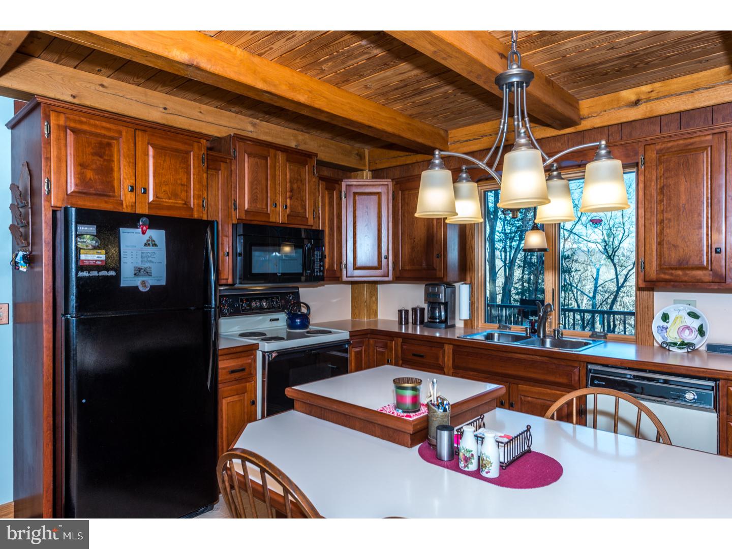 420 Pumping Station Road Quarryville, PA 17566 - Photo 11 of 27 Kitchen