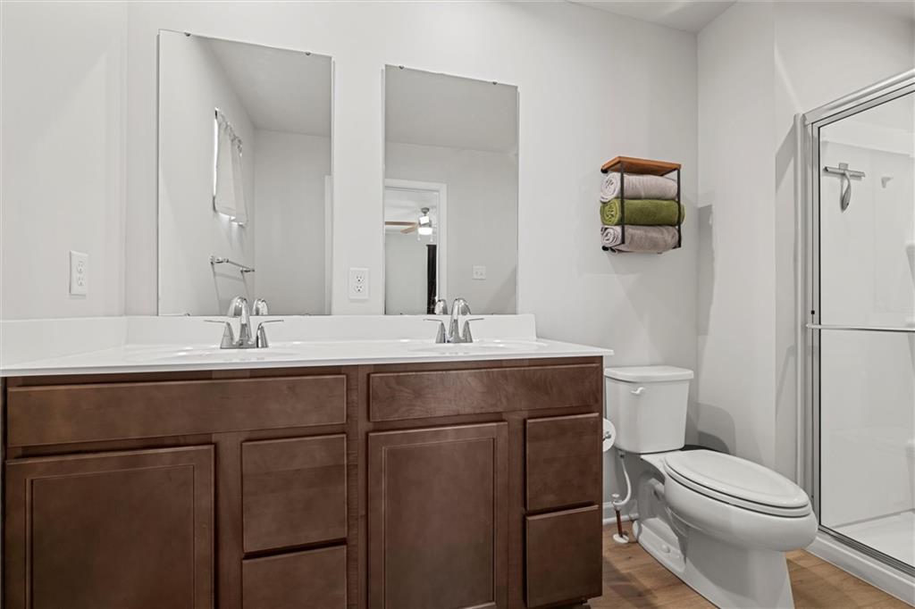 101 Dominic Drive Butler, PA 16001 - Photo 14 of 33 master bath