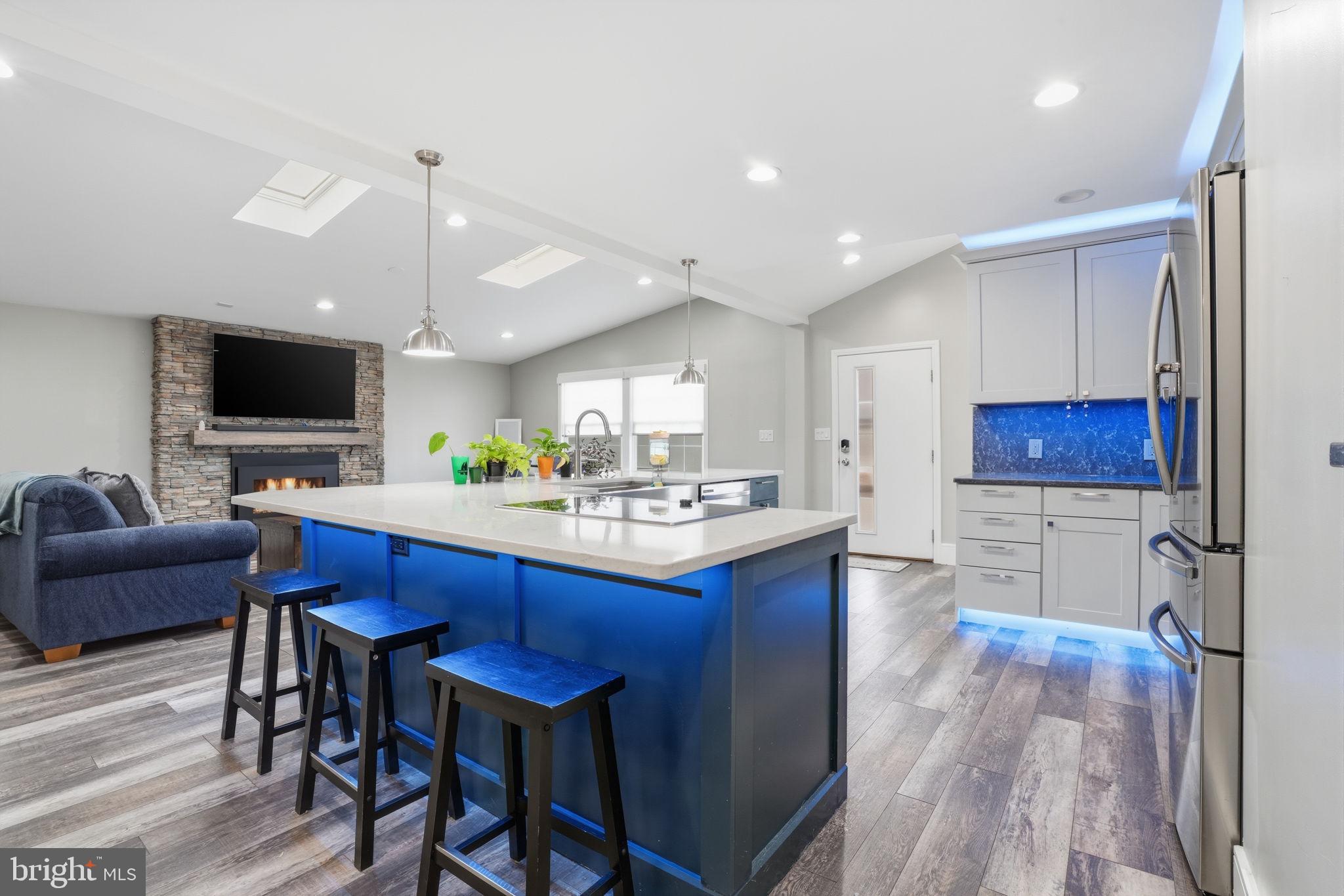 21 Border Rock Road Levittown, PA 19057 - Photo 6 of 48