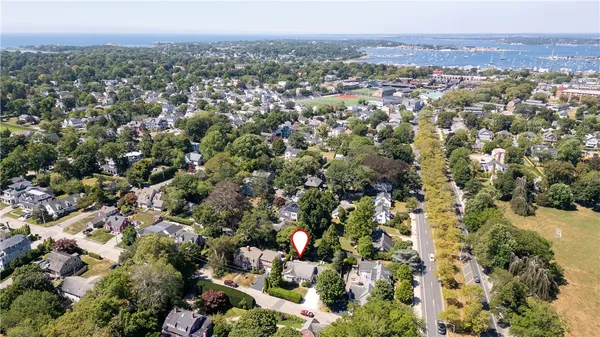 $3,700 | 2 Cliff Avenue, Newport, RI 02840
