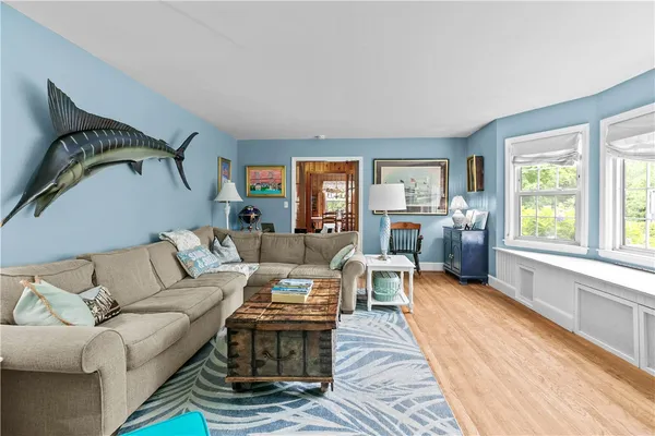 $3,700 | 2 Cliff Avenue, Newport, RI 02840