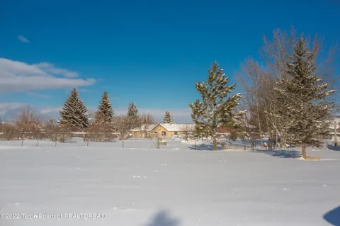 $579,669 | 61 South Beryl Avenue, Victor, ID 83455