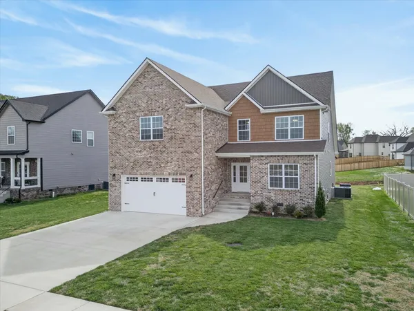 $534,900 | 2609 Remington Trace, Clarksville, TN 37043
