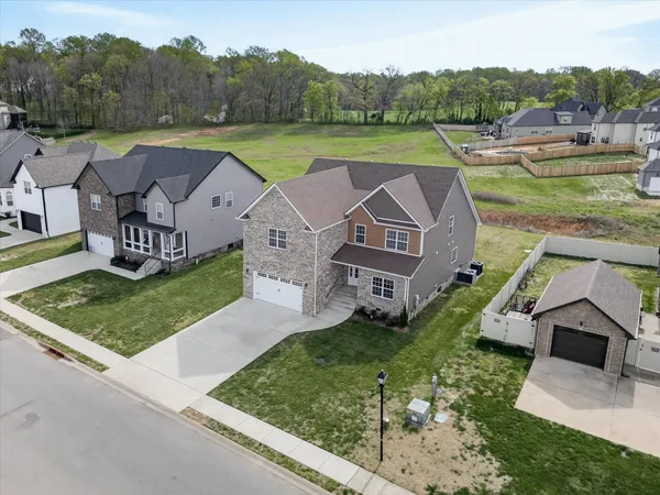 $534,900 | 2609 Remington Trace, Clarksville, TN 37043