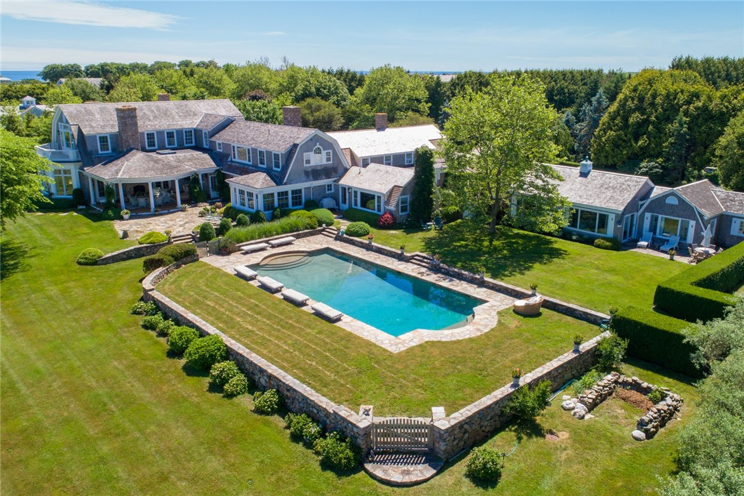 82 Warrens Point Road Little Compton, RI 02837 - Photo 3 of 40