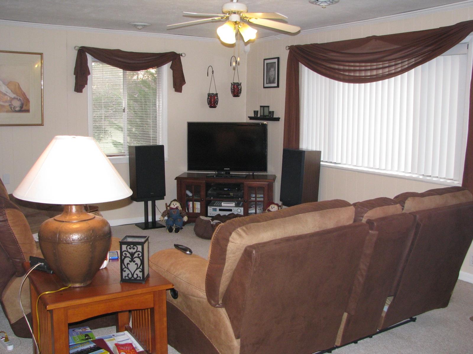 119 Ousley Gap Road Maynardville, TN 37807 - Photo 4 of 19 Living Room