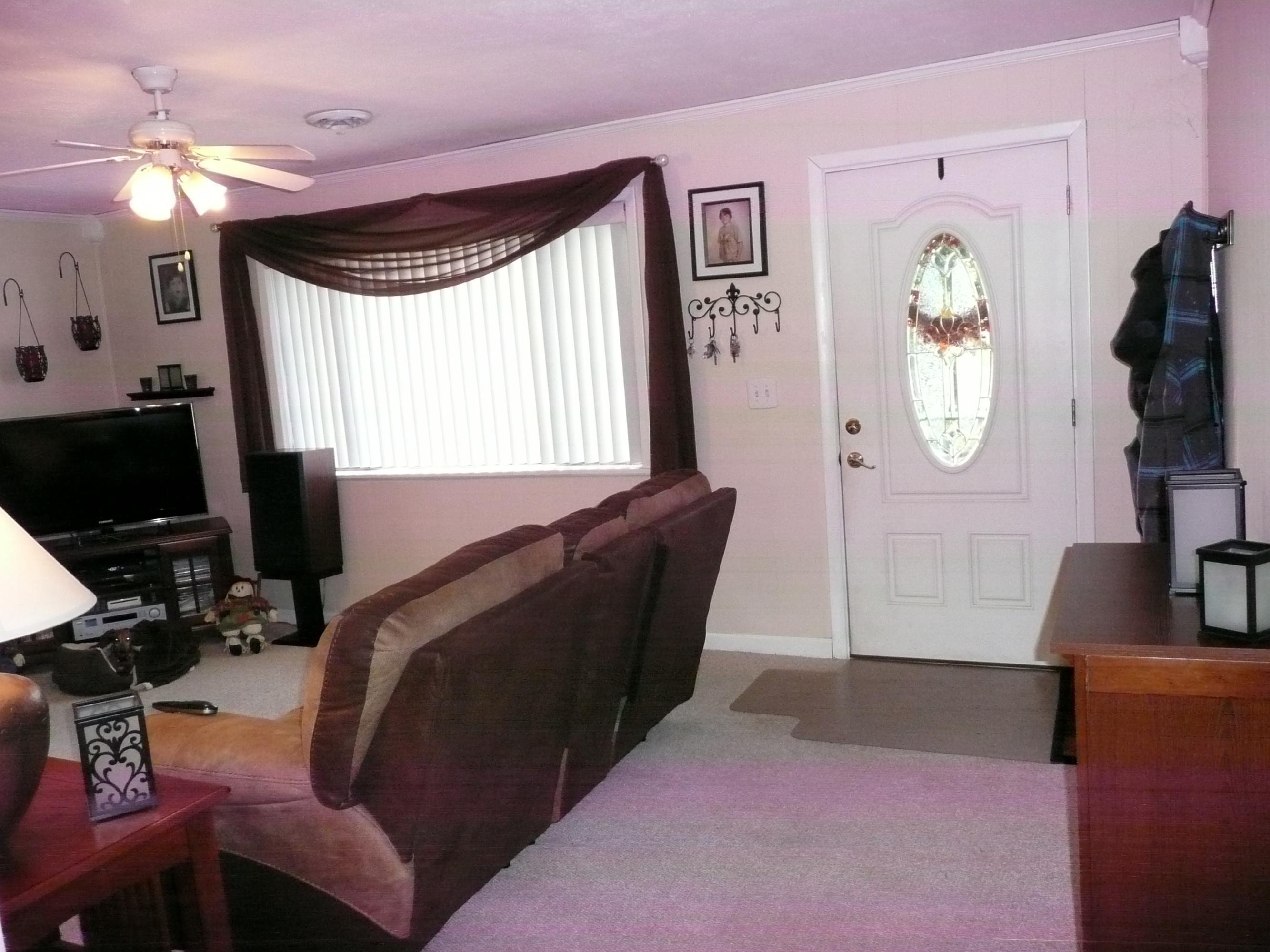119 Ousley Gap Road Maynardville, TN 37807 - Photo 5 of 19 Living room