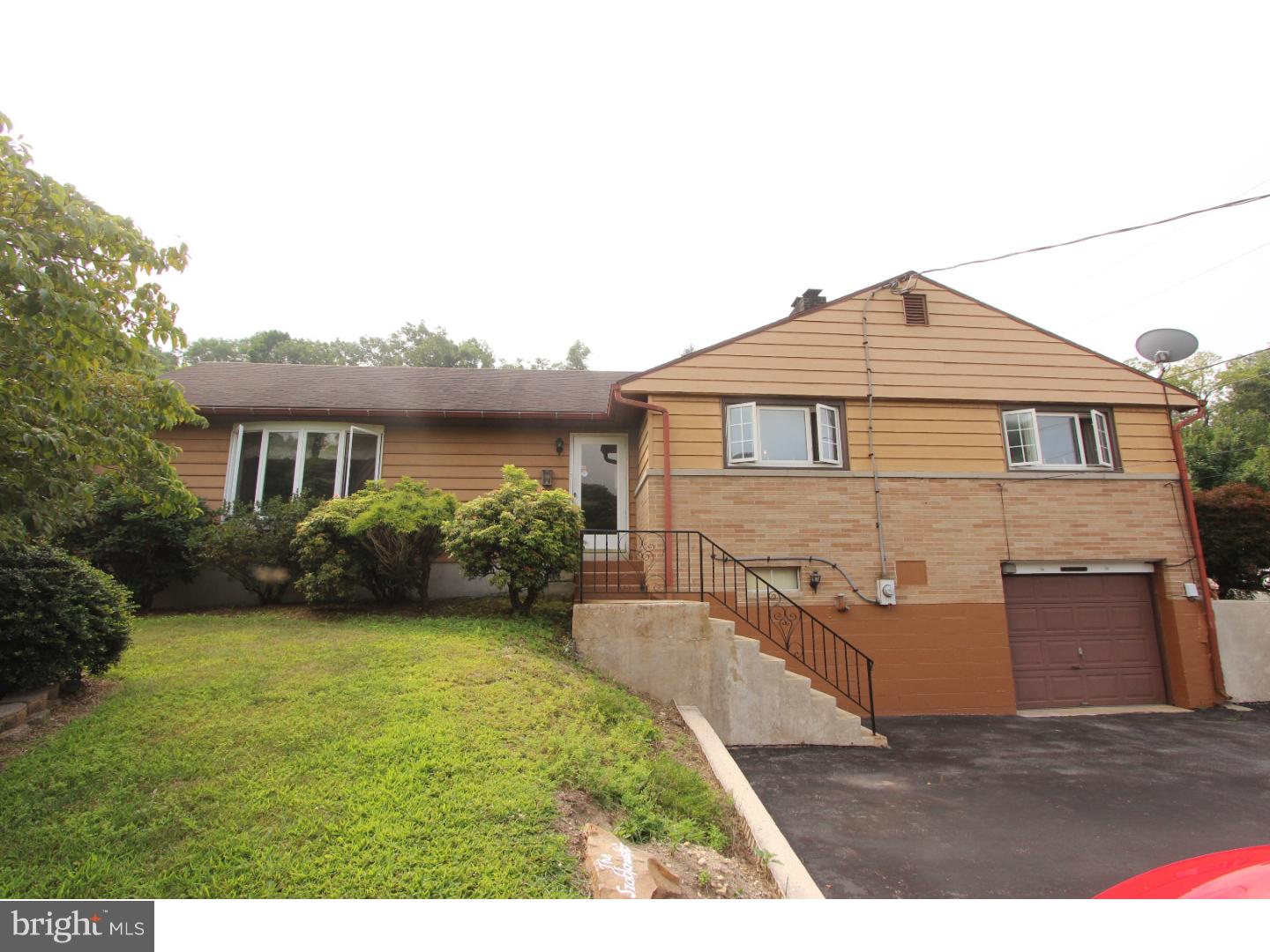 3997 Hillview Road Temple, PA 19560 - Photo 20 of 21
