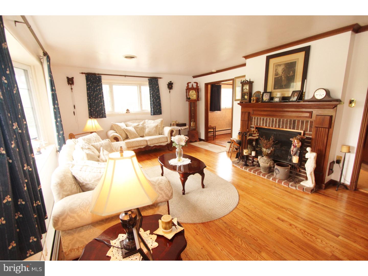 3997 Hillview Road Temple, PA 19560 - Photo 3 of 21