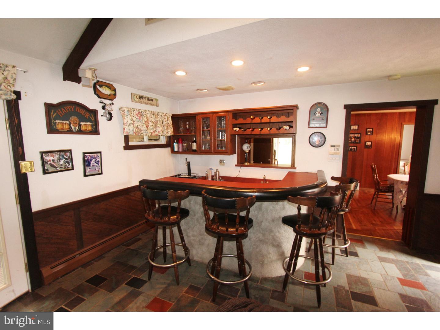 3997 Hillview Road Temple, PA 19560 - Photo 8 of 21