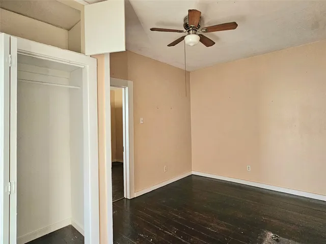 $750 | 614 43rd Street, Galveston, TX 77550