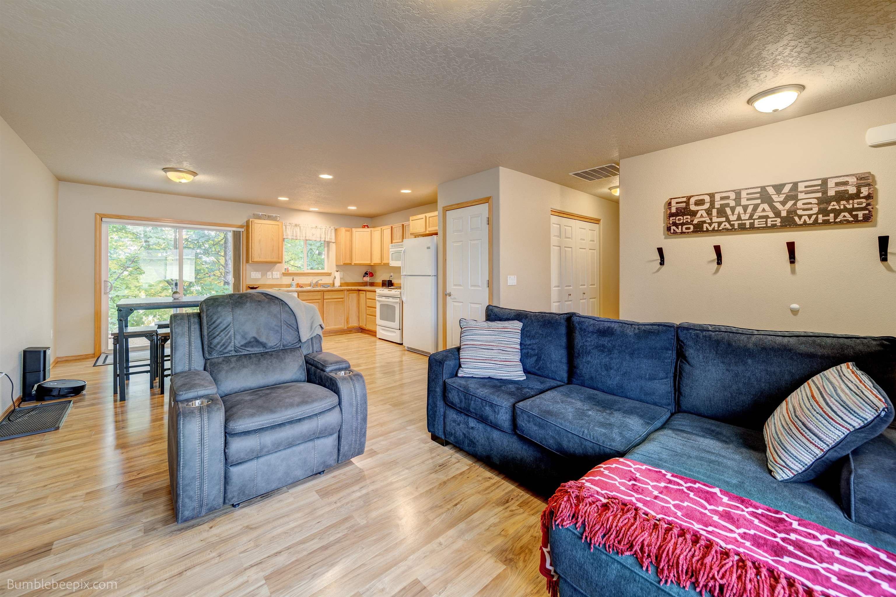 15208 Riverside Lane Spokane Valley, WA 99037 - Photo 5 of 23 Gallery Image 5