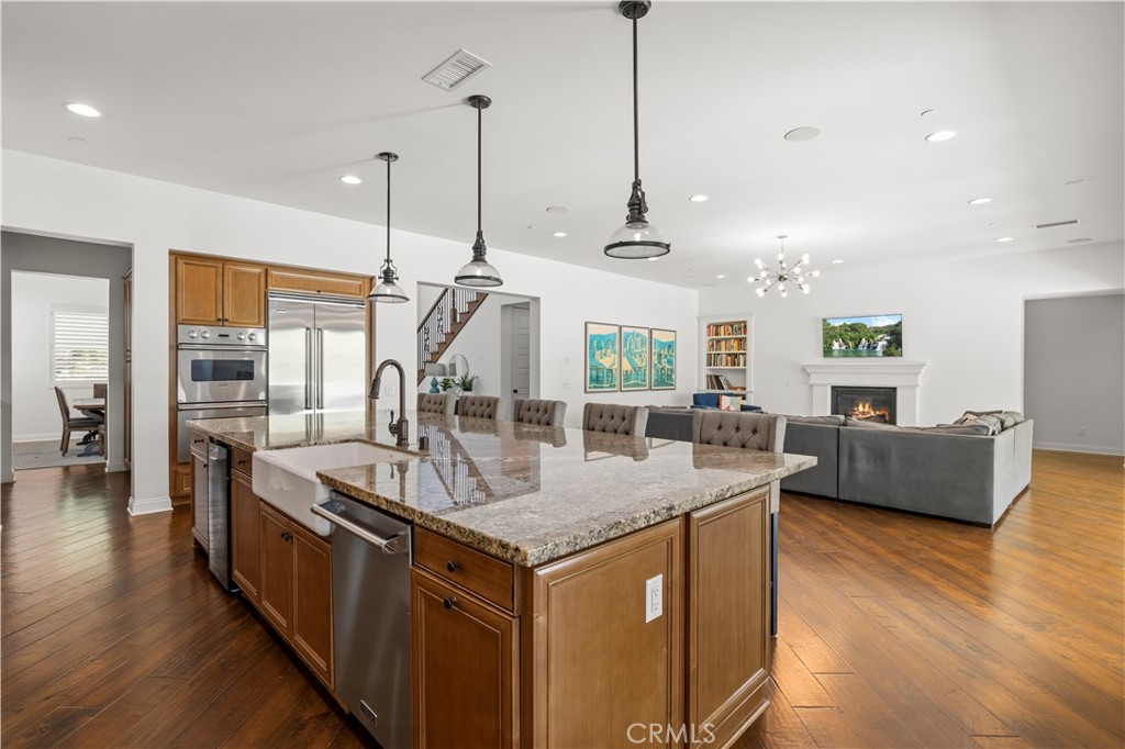 24949 Old Stone Way Stevenson Ranch, CA 91381 - Photo 44 of 111